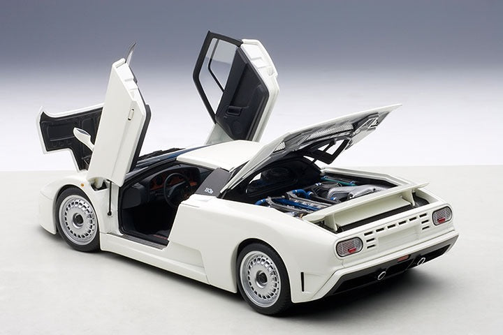 BUGATTI EB110 GT (WHITE)