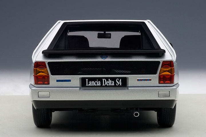 LANCIA DELTA S4 (GREY)