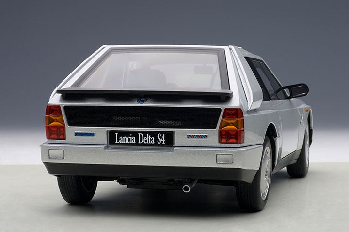 LANCIA DELTA S4 (GREY)