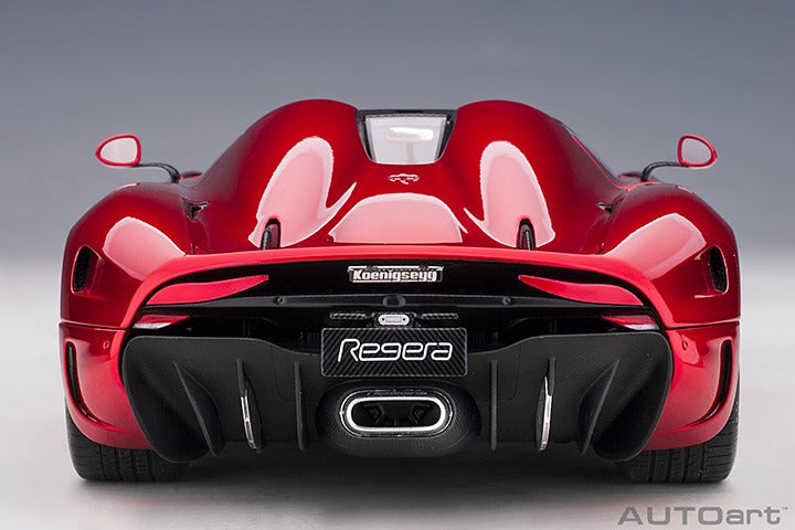 KOENIGSEGG REGERA (CANDY RED)