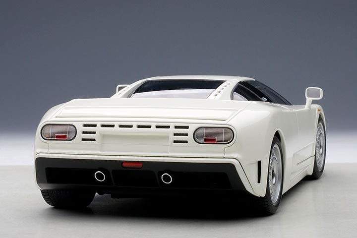 BUGATTI EB110 GT (WHITE)
