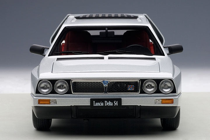 LANCIA DELTA S4 (GREY)