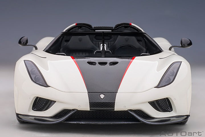 KOENIGSEGG REGERA WHITE BLACK