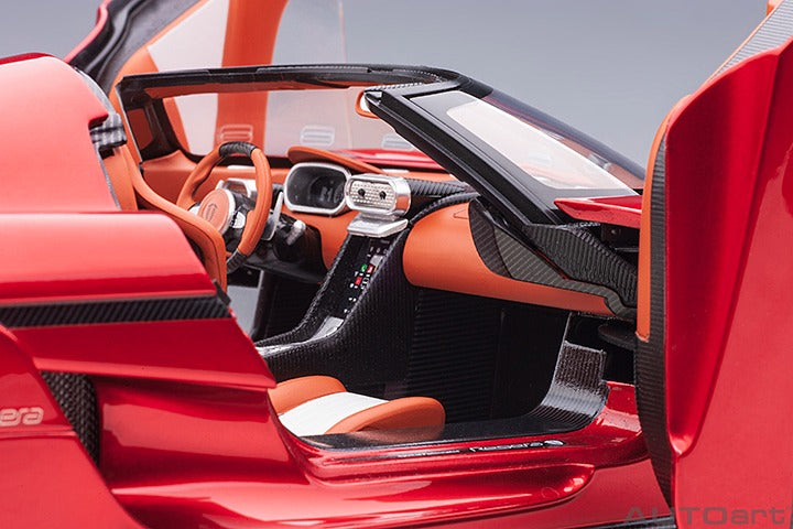 KOENIGSEGG REGERA (CANDY RED)