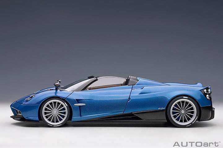 PAGANI HUAYRA ROADSTER BLU TRICOLORE