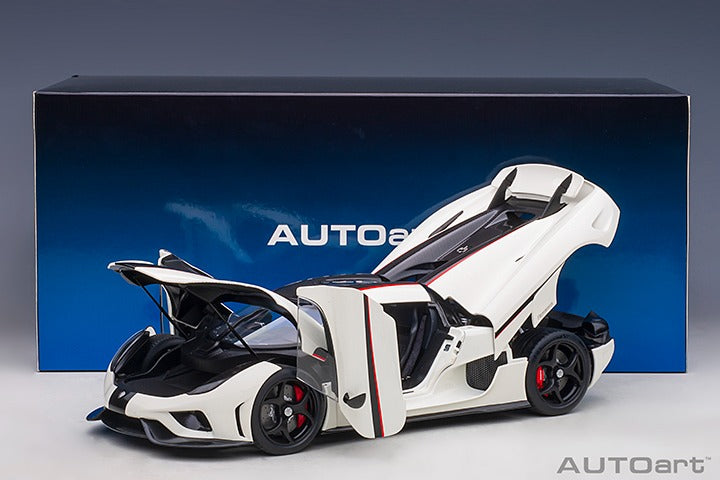 KOENIGSEGG REGERA WHITE BLACK