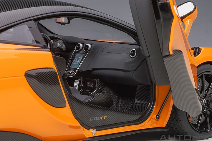 McLAREN 600LT (MYAN ORANGE)