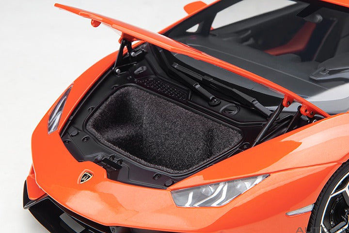 LAMBORGHINI HURACAN EVO (ARANCIO XANTO)