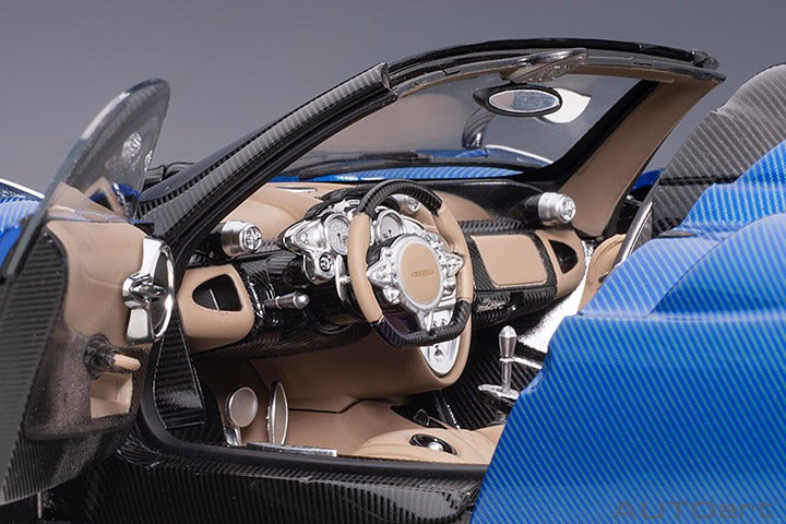 PAGANI HUAYRA ROADSTER BLU TRICOLORE